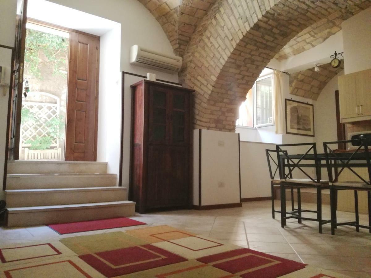 Colosseo Home - 29061 โรม ภายนอก รูปภาพ